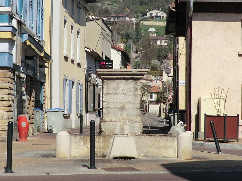 Calvaire-fontaine de Miribel