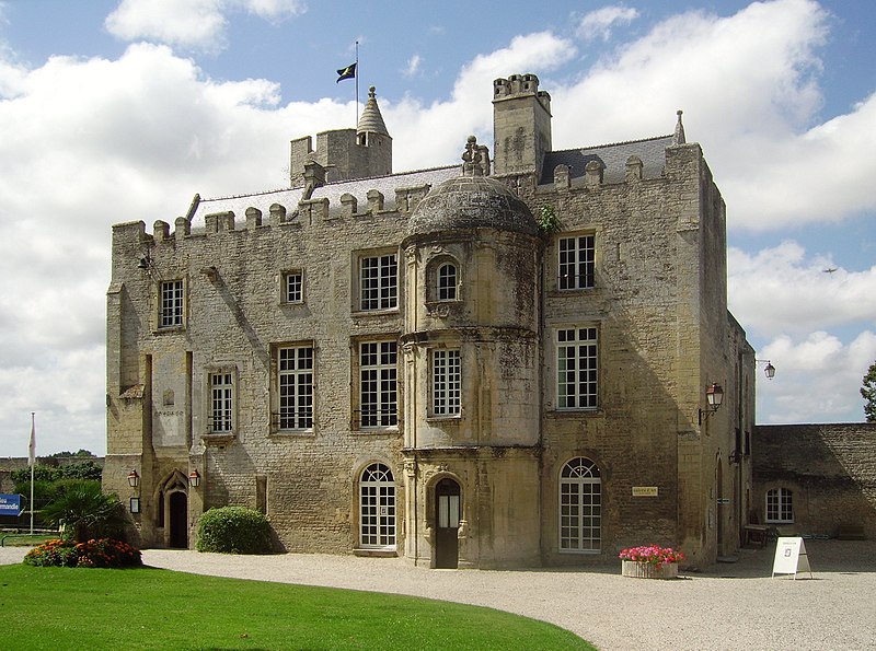 Château de Creully, Creully