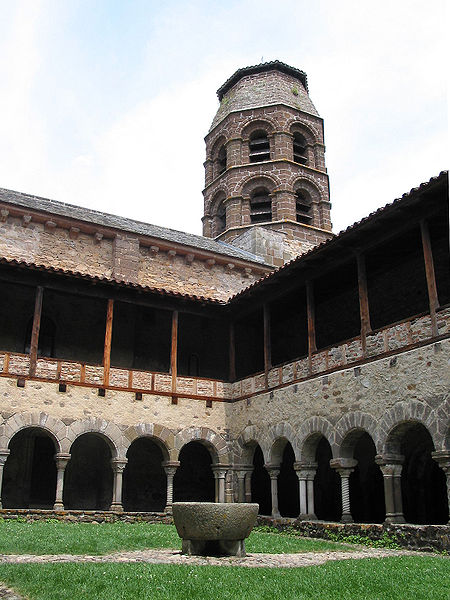 Abbaye Saint-André de Lavaudieu