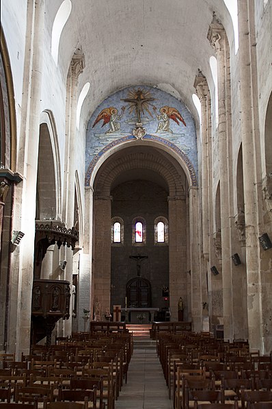 Église Saint-Pierre de Saint-Pierre-le-Moûtier
