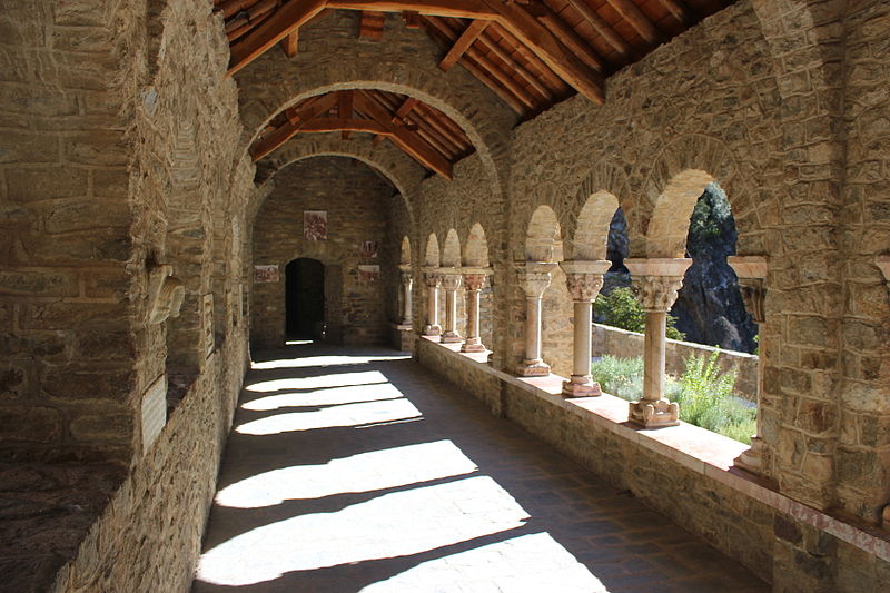 Abadía de San Martín del Canigó