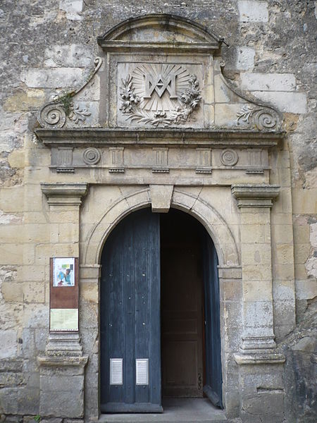 Église Saint-Pierre-et-Saint-Laurent de Baugé