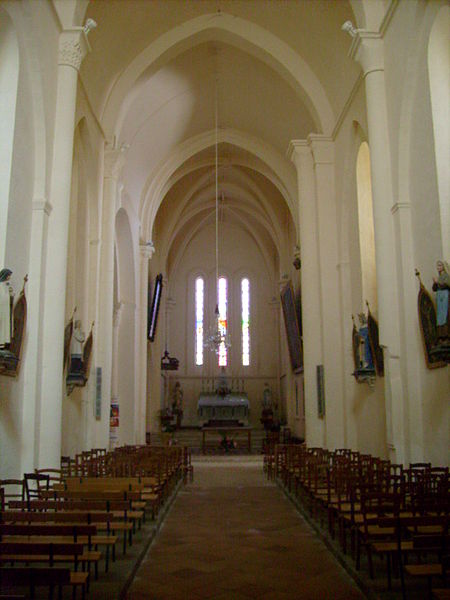 Église Saint-Pierre de Gémozac