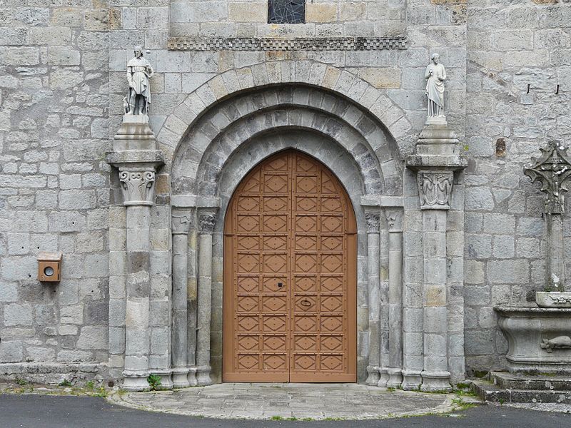 Église Saint-Pierre de Menet