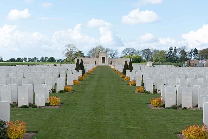 Mont-Huon Military Cemetery