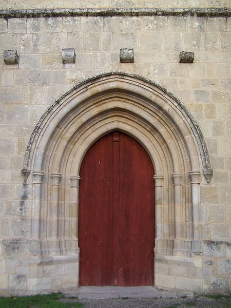 Église Saint-André de Lucmau