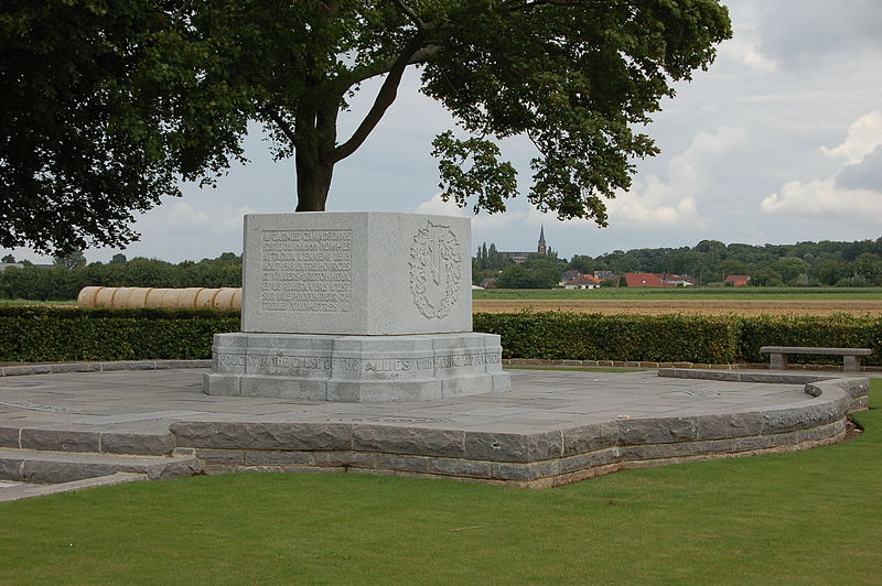 Le Quesnel Memorial