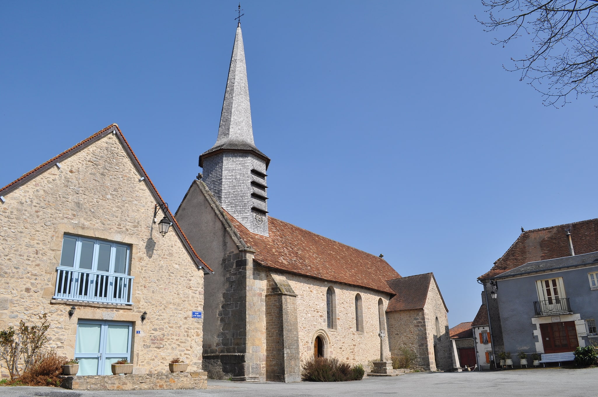 Dompierre-les-Églises, Frankreich