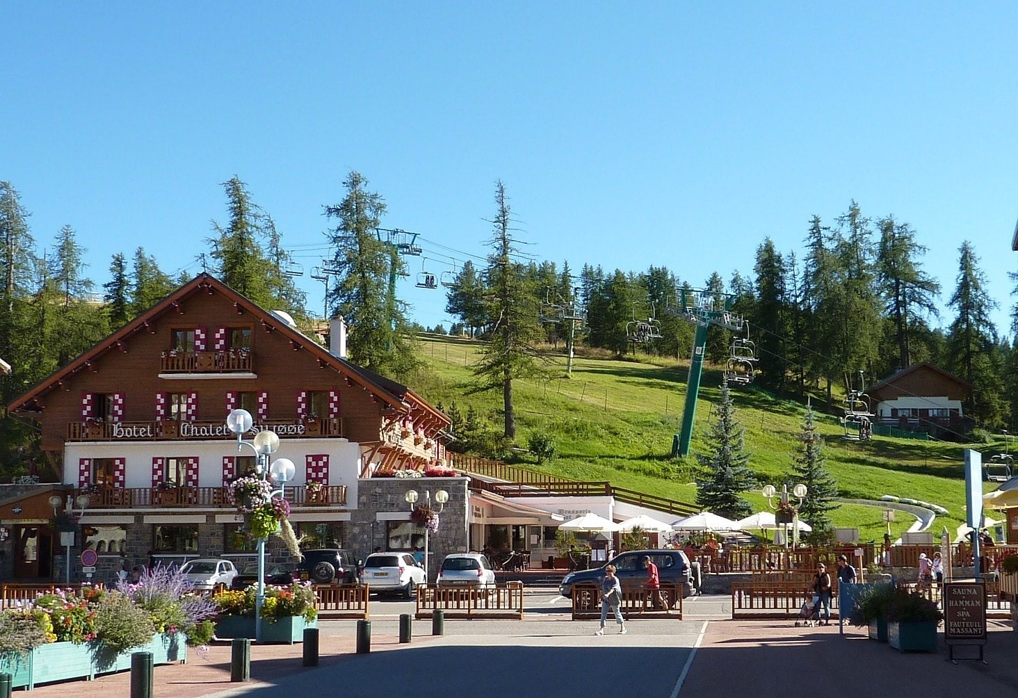 Péone, Francia