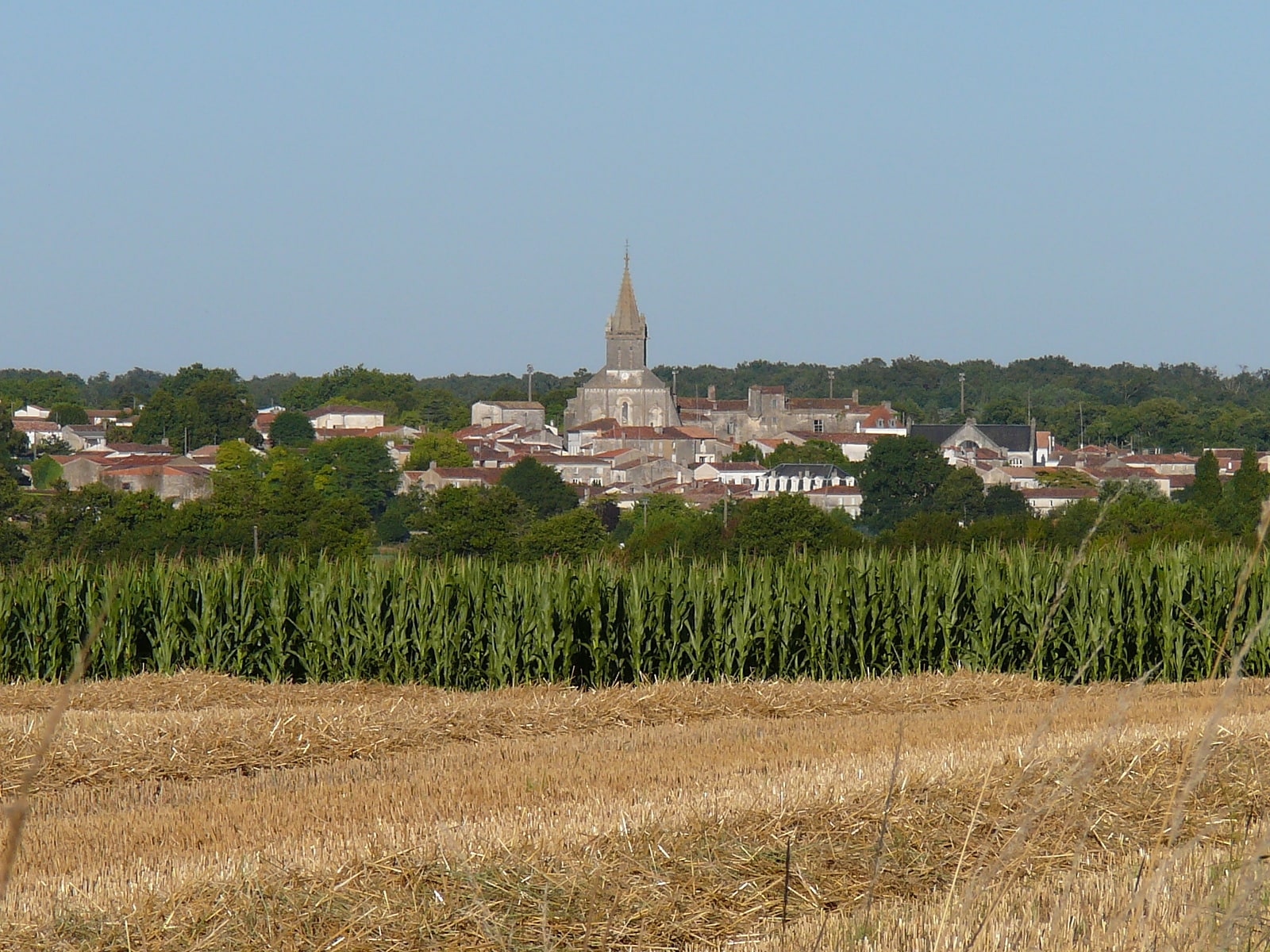 Pont-l’Abbé-d’Arnoult, Frankreich