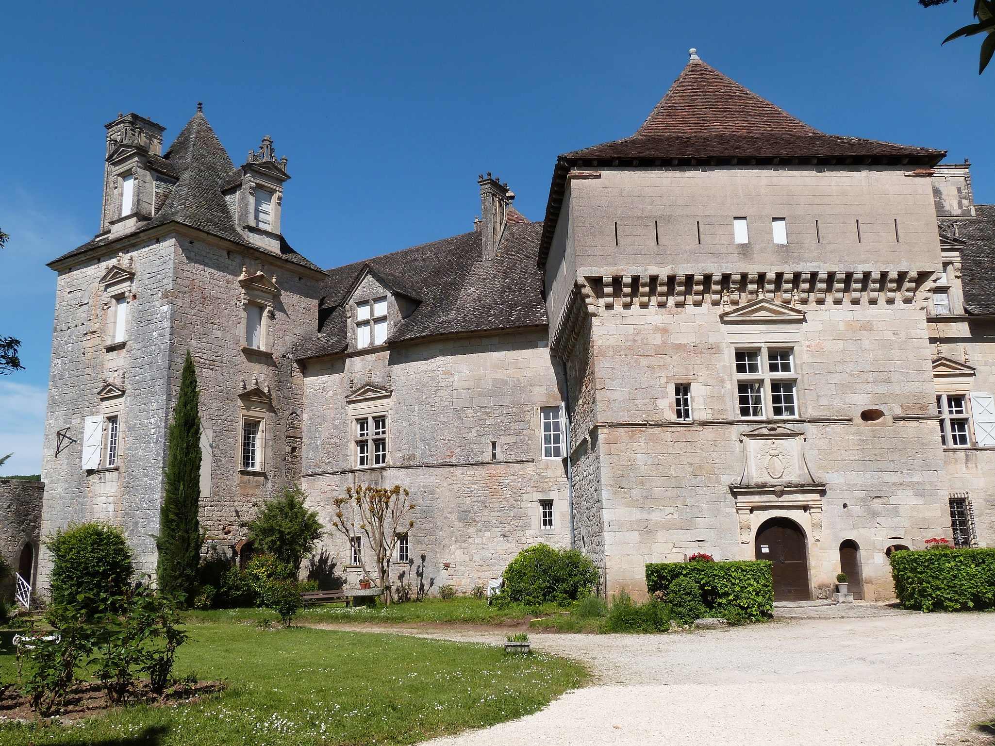 Cénevières, Francja