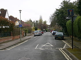 Lonsdale Road