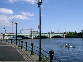Puente Albert