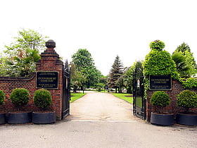 Gunnersbury Cemetery