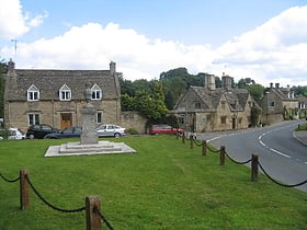 lower swell war memorial park wodny cotswold