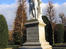 statue of richard grosvenor chester