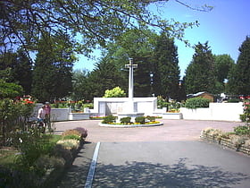 Streatham Park Cemetery