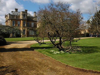 Overbury Court