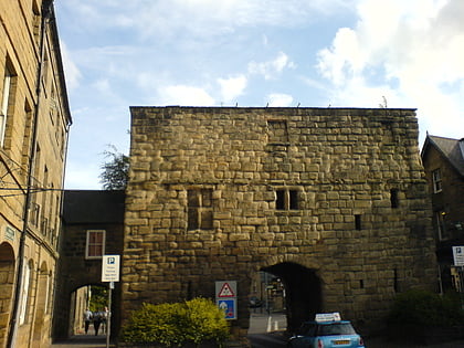 bondgate tower alnwick