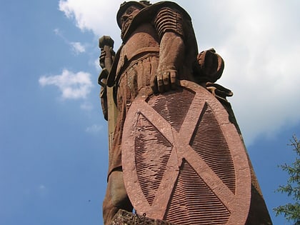statue of william wallace st boswells