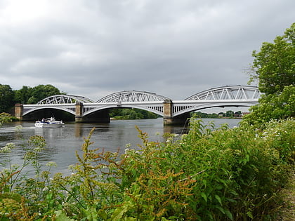 barnes railway bridge london