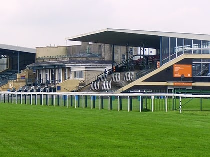 bath racecourse park wodny cotswold