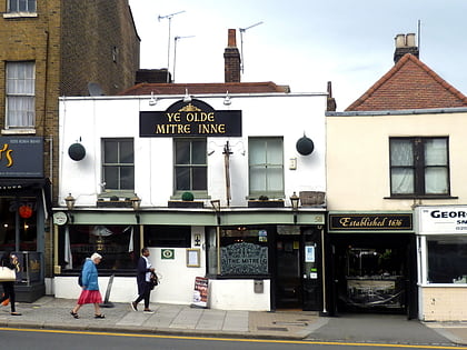 mitre inn monken hadley common