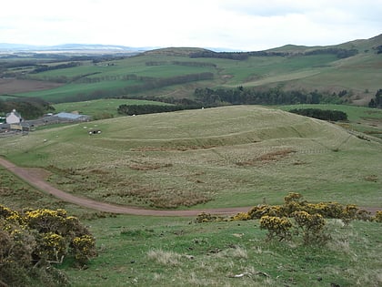 castlelaw hill