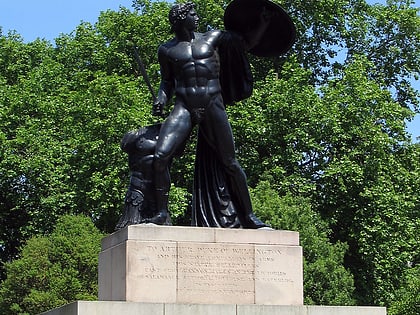 wellington monument london