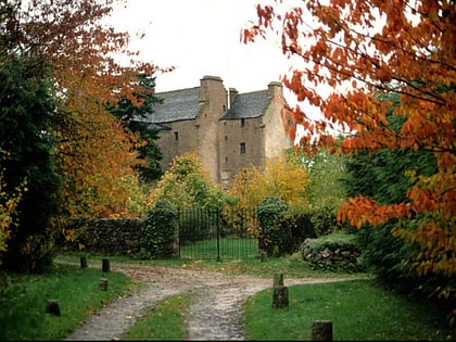 tilquhillie castle