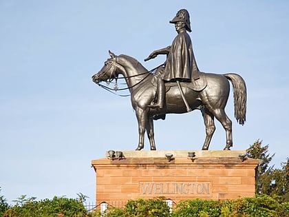 equestrian statue of the duke of wellington aldershot