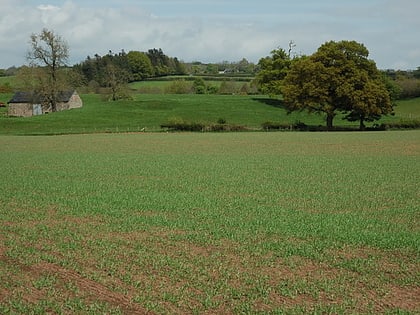 castell arnallt llanfoist