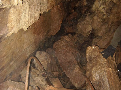 skirwith cave yorkshire dales national park