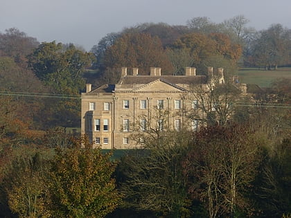 barrington park burford