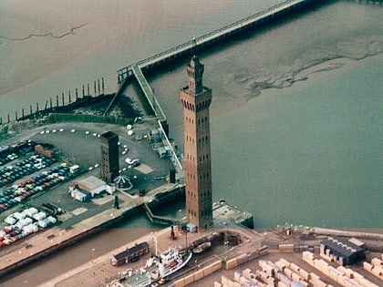 grimsby dock tower