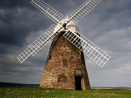 halnaker windmill sussex downs aonb