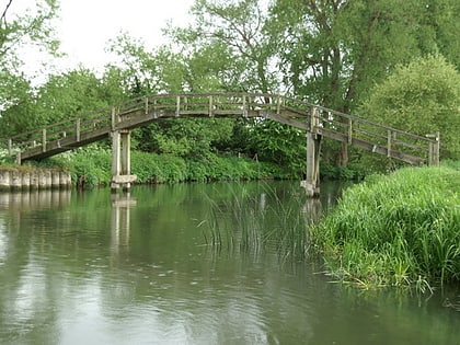 tenfoot bridge