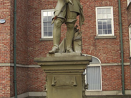 Statue of Oliver Cromwell