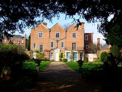 belgrave hall leicester