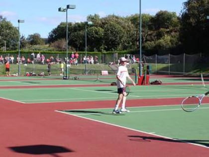 linlithgow tennis