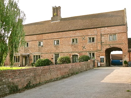 Castle Farmhouse