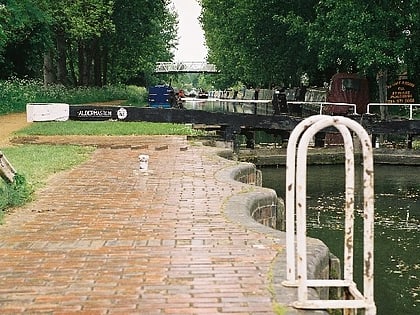 aldermaston lock