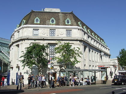 wimbledon town hall londyn