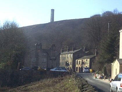 peel monument bury