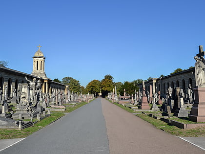 brompton cemetery london