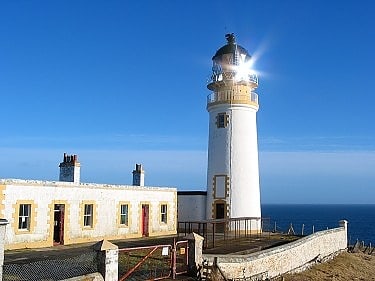 tiumpan head lighthouse lewis and harris
