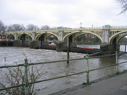 richmond lock and footbridge londres