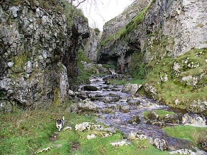 trollers gill park narodowy yorkshire dales