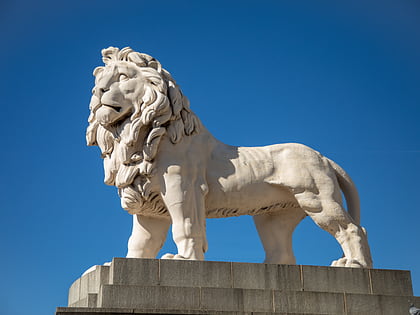 south bank lion london