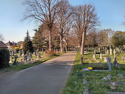 hampton cemetery londyn